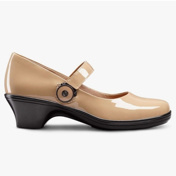 Dr. Comfort Chic Tan Heels for Every Occasion - Picture 1 of 7